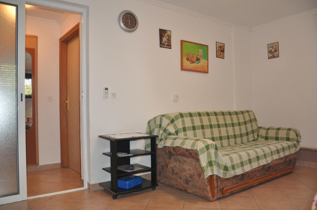 Franko Apartmani Zambratija  Εξωτερικό φωτογραφία